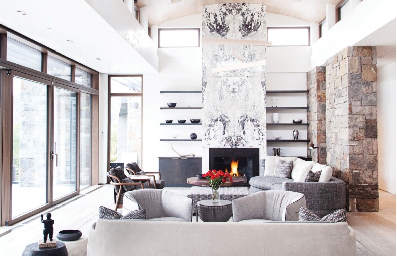 For this inviting living room, which is perfect for entertaining, designer Kristin Dittmar incorporated natural elements and gorgeous Minotti sofas. PORTRAIT COURTESY OF KIRISTIN DITTMAR