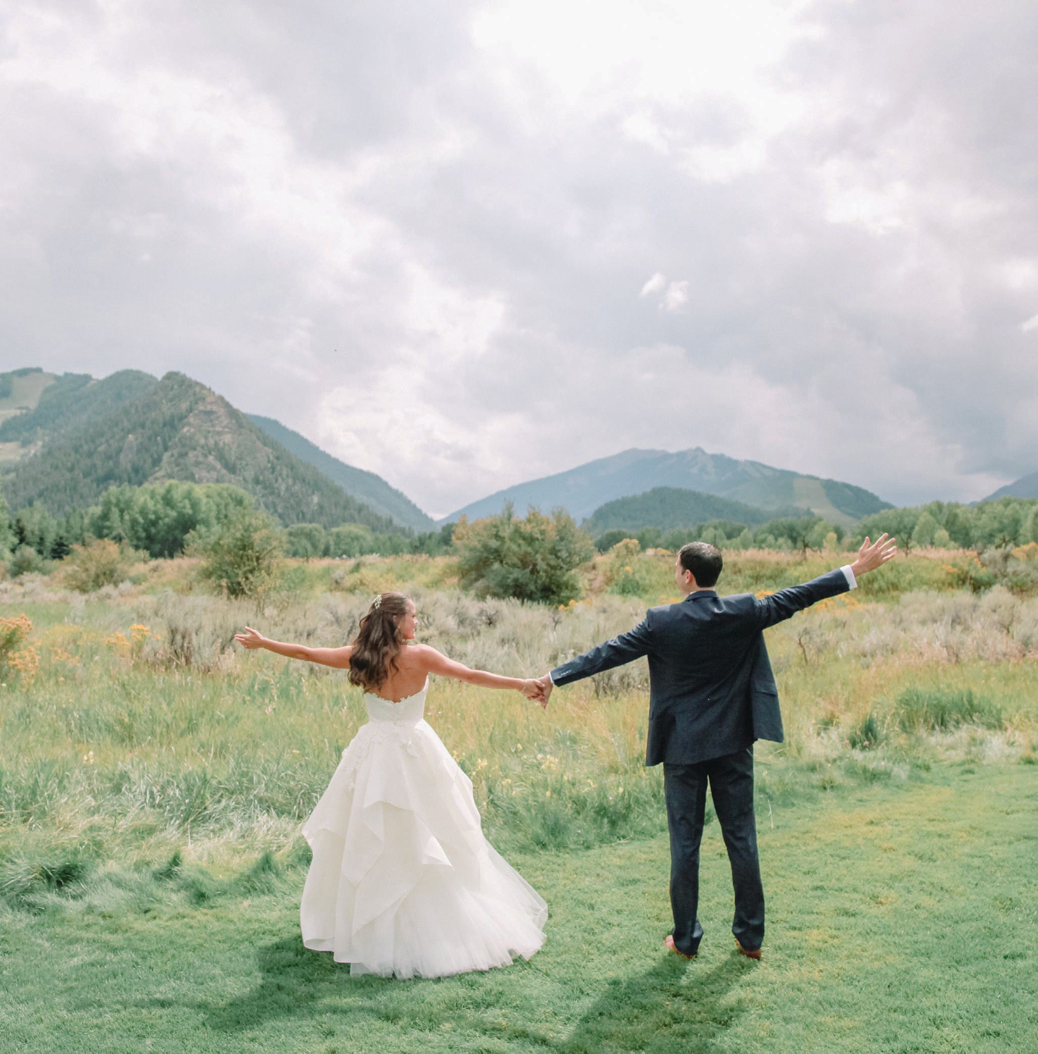 Aspen Meadows Resort is the ultimate venue for your outdoor wedding dreams—complete with the McNulty Ballroom and Albright Pavilion. PHOTO COURTESY OF ASPEN MEADOWS RESORT