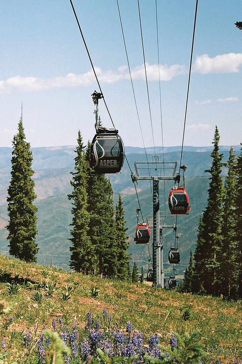 Aspen gondolas provide the best views and a quick trip to the top of the peak. PHOTO: BY PRESCOTT HORN/UNSPLASH